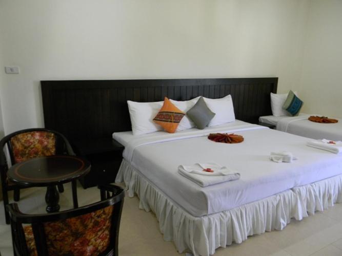Hill Side Patong Hotel Quarto foto