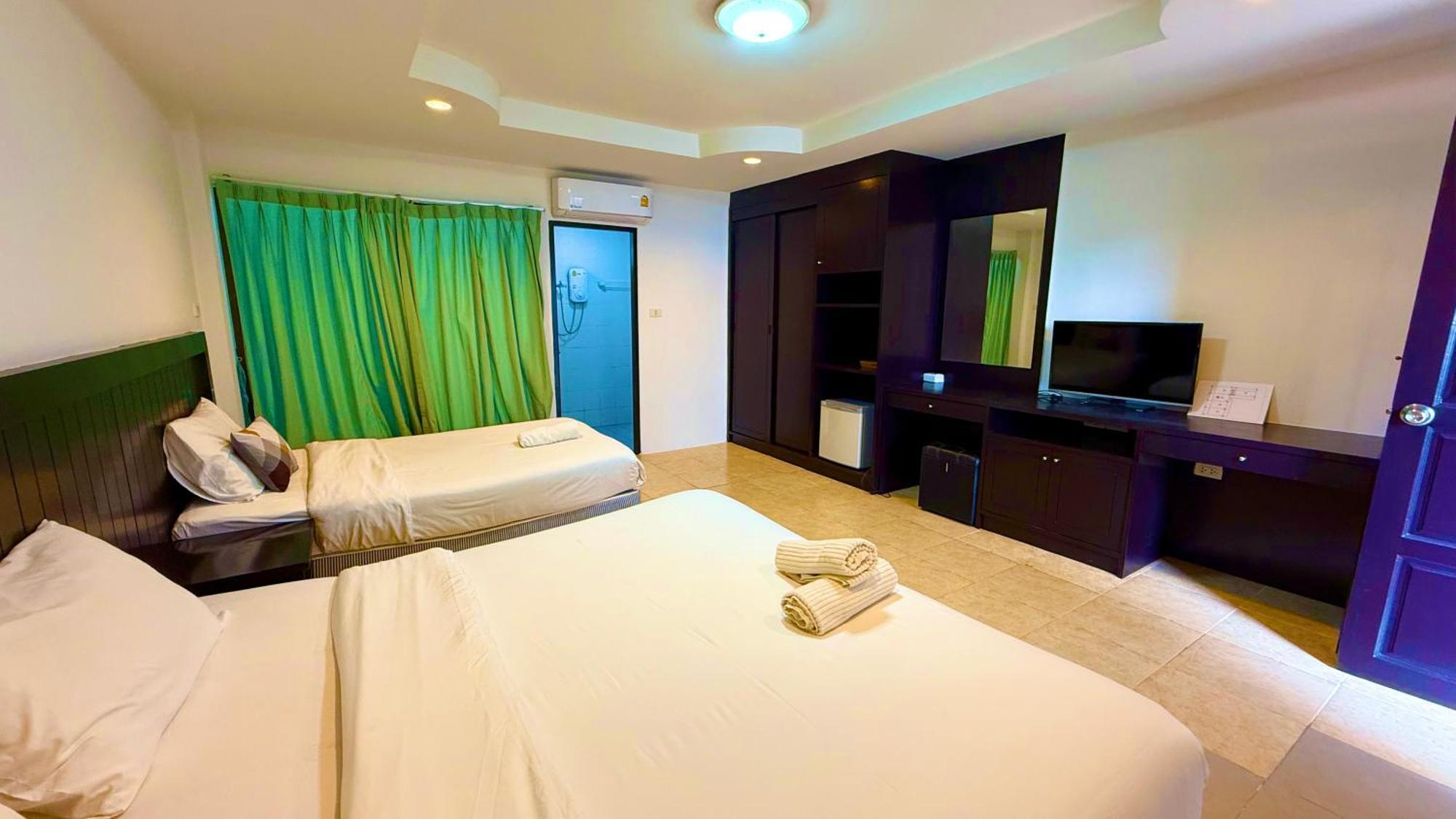 Hill Side Patong Hotel Exterior foto
